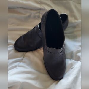 👞 Clarks Ankle Booties